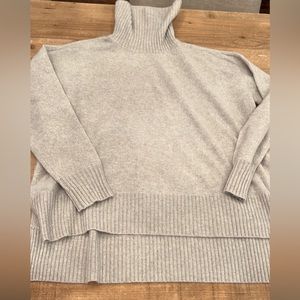 Saks Fifth Ave size XL cashmere